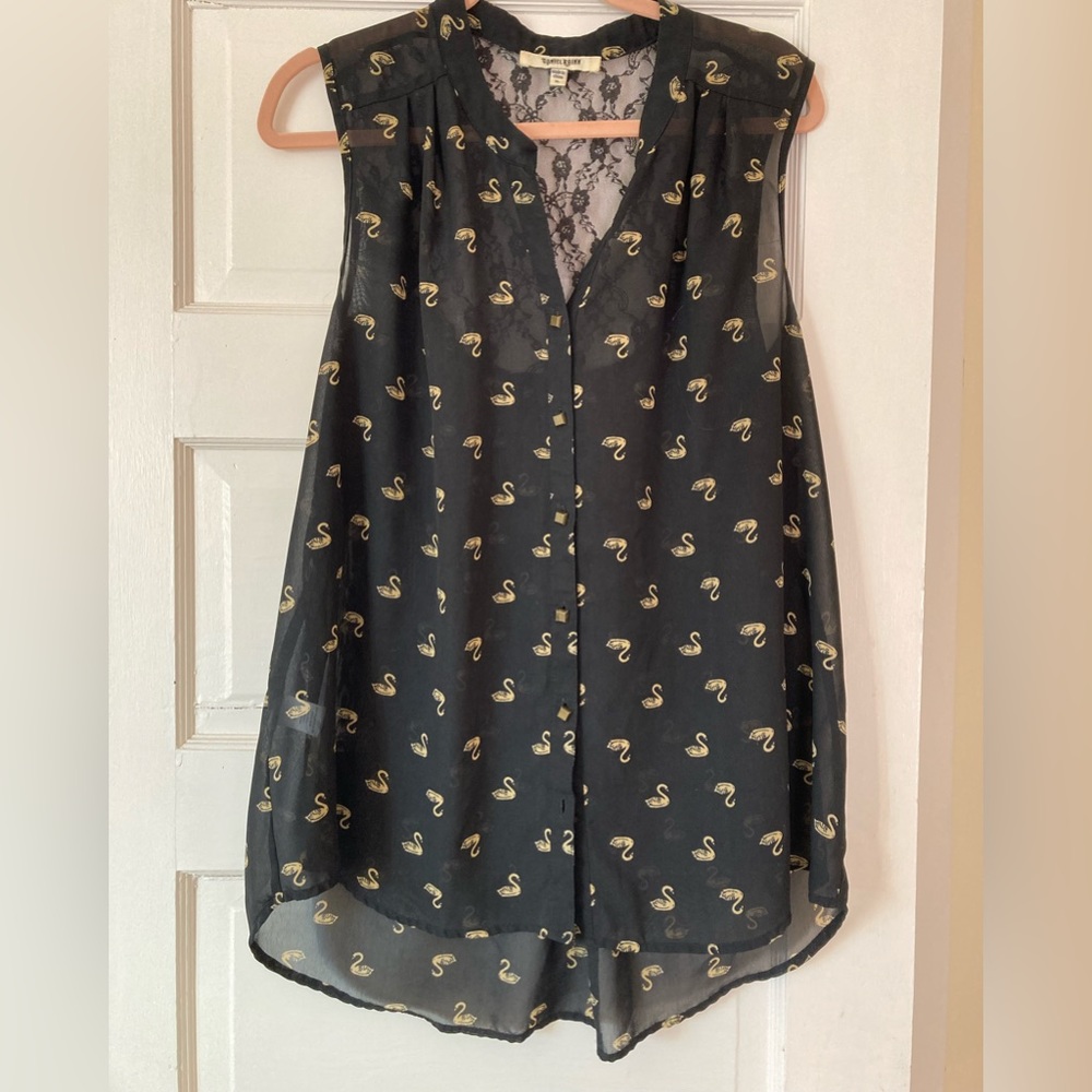 Daniel Rainn Swan Lace Hi Low Blouse, size XL